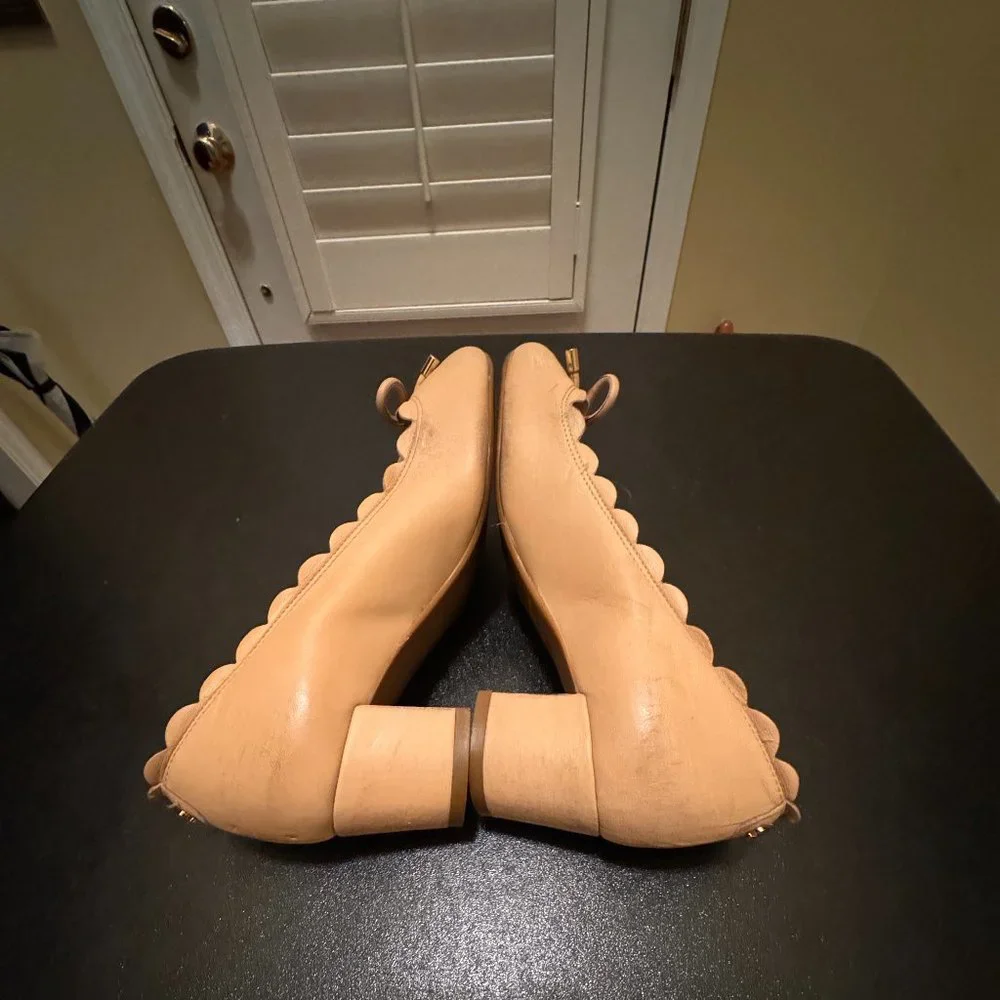 Kate Spade size 7.5 leather pumps Yasmin leather scalloped block heel pumps nude